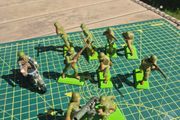 toy soldiers