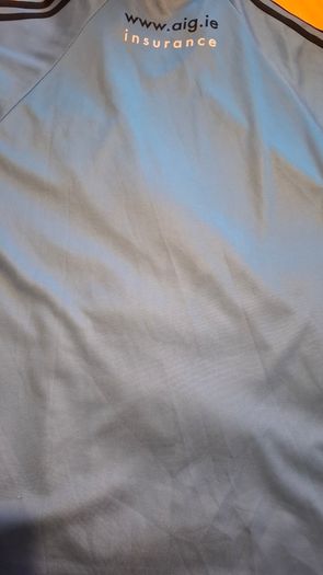 (Tight Fit) Dublin GAA O'Neills Gaelic Football Jersey (Adult Medium) FREE POST