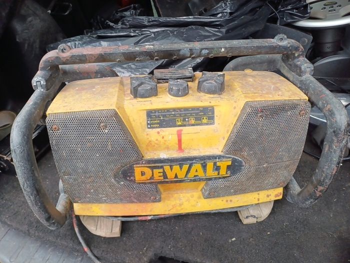 Dewalt Radio