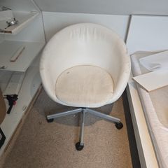 Swirl chair
