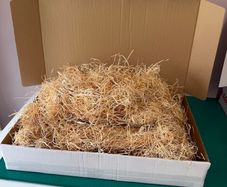 1.5kg Wood Wool Hamper Filler