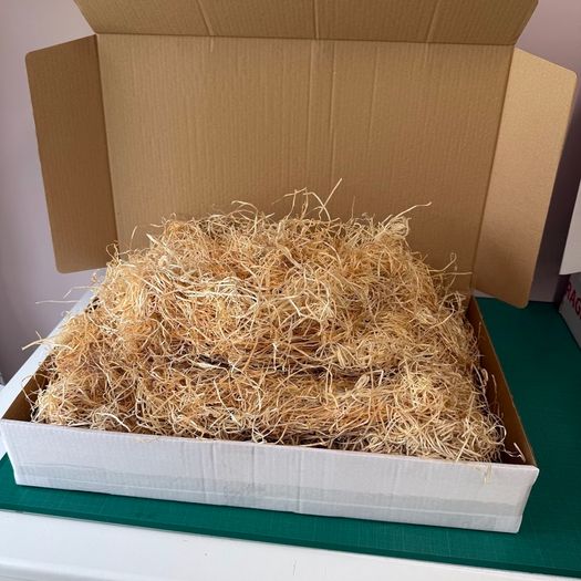 1.5kg Wood Wool Hamper Filler