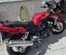Yamaha fzr 600