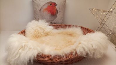 pet bed with sheepskin rug, made of wicker ,