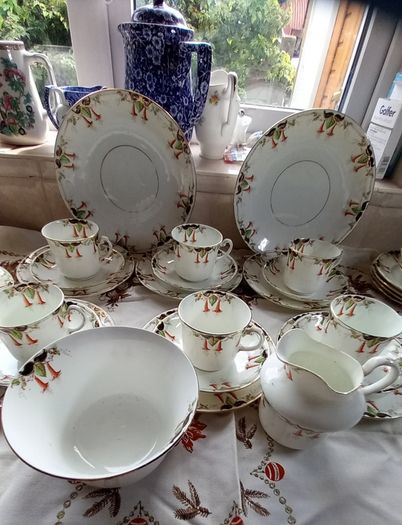 27pieces Vintage Tea Set