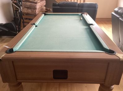 Pool table