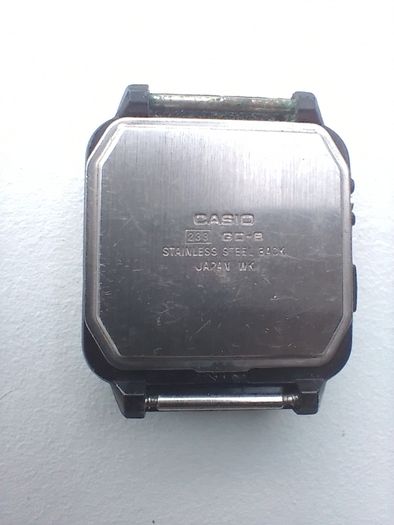 Super rare 1984 Casio GD-8 233 car race game watch