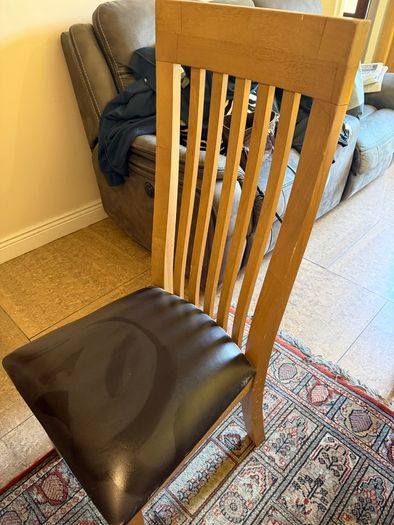 Table & Chairs Table Size 90 X 90 cm