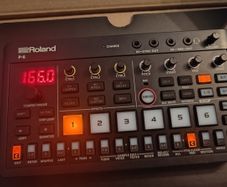 Roland P6 Sampler Like New