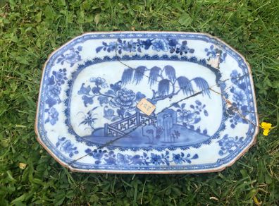 18th Century Antique Chinese plate