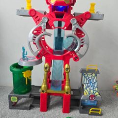 Playskool Heroes Marvel Super Hero Adventures Iron Man Headquarters