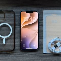 iPhone 13 128GB Unlocked 97% Battery