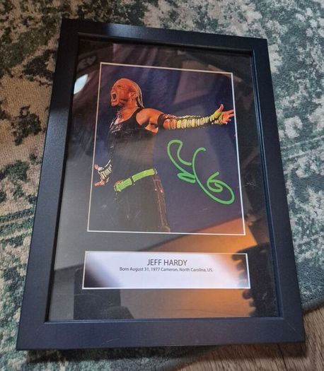 Signed Jeff Hardy picture