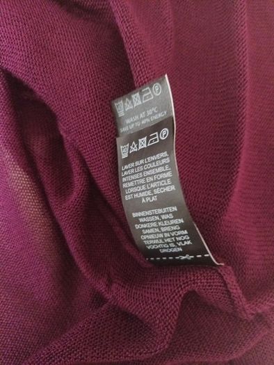 Per Una  Special Plum Hip Length Cardigan.  S.20.