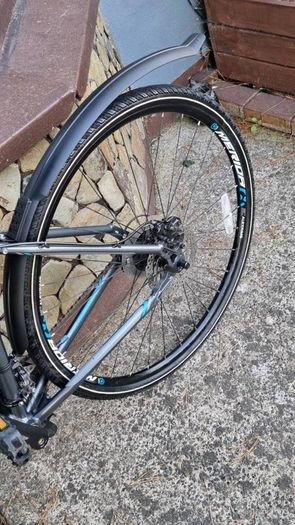 Merida crossway 40 hybrid Like new