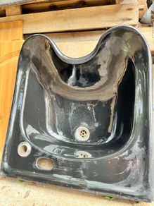 hairdressing sink