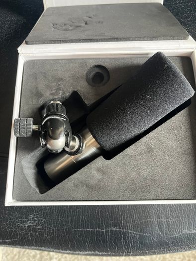 Earthworks Audio Ethos microphone.