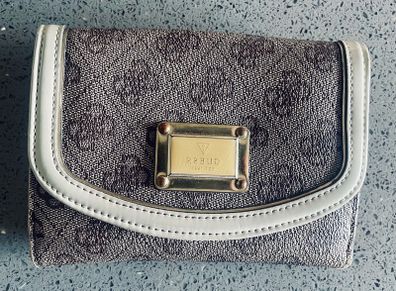 Guess purse