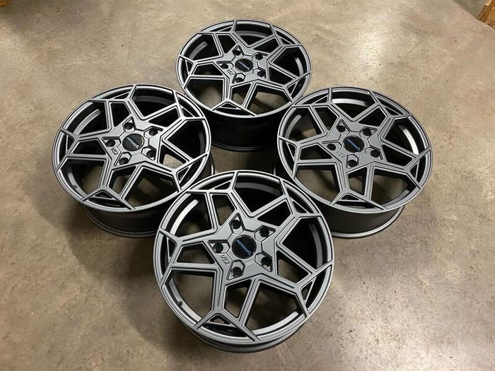 20" Inch Motion R VS2 Alloy wheels Ford Transit Custom Van centre bore 65.1 5x160 Gunmetal