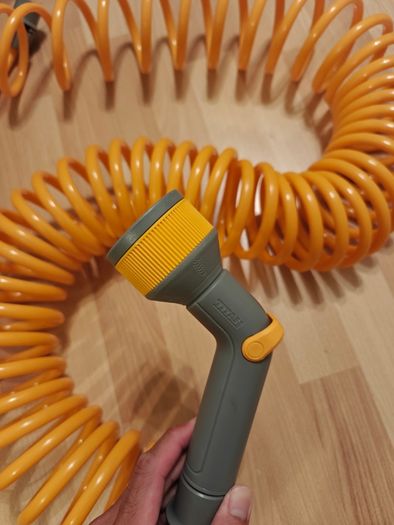 Titan Expandable Garden Hose 7.5mm x 15m