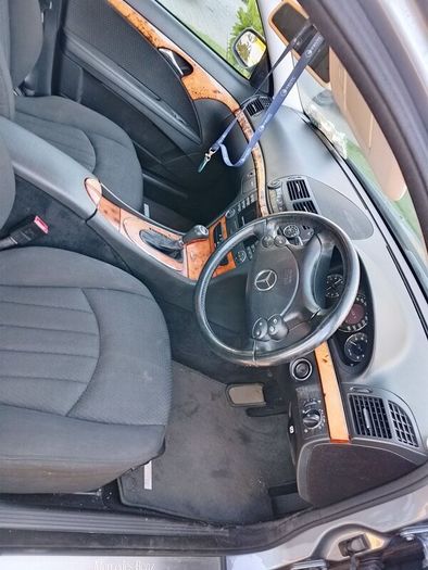 Mercedes-Benz E-Class 2006