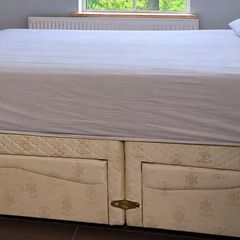 Double bed