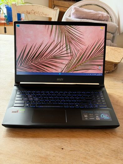 Gaming Laptop MSI Katana RTX 4070