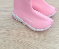 Toddler pink shoes