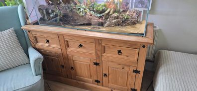 3 door side board