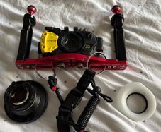 Sea & Sea DX-6G Underwater Camera Set w/ WCL06 Wide Angle Lens & Dual Tray