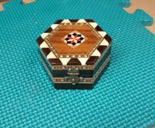 Trinket box inlaid
