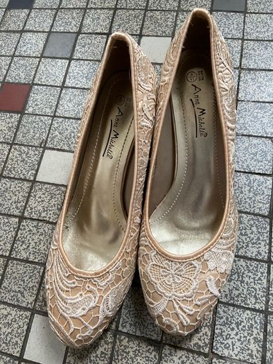 Wedding shoes off white/light beige. Size 8/41