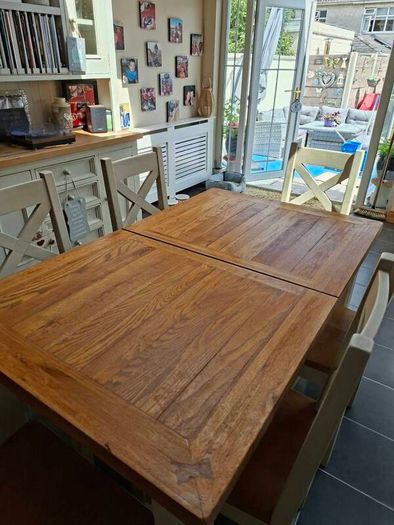 Dinner Table and chairs