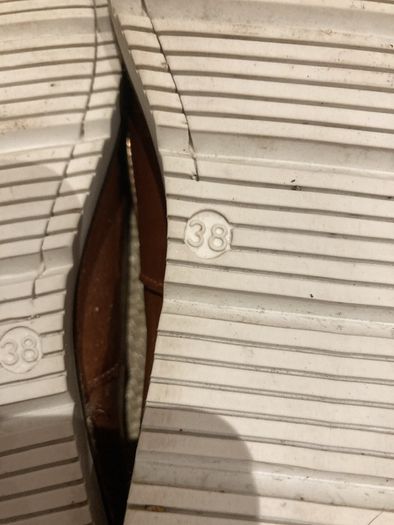 Carl Scarpa Tan Leather Loafers with gold trim and tassels- Size 38