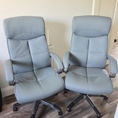 Office chairs - like new