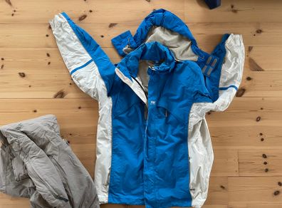 Mens Helly Hansen jacket & pants Large