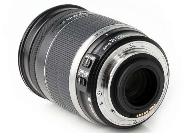 Canon EF-S 18-200mm f/3.5-5.6 IS Lens - Brand New!