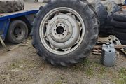13.6r32 rims and tyres