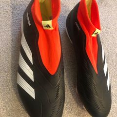 Adidas Predator Laceless FG football boots UK9