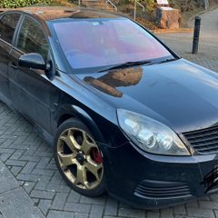Hybrid Vectra C for Breaking