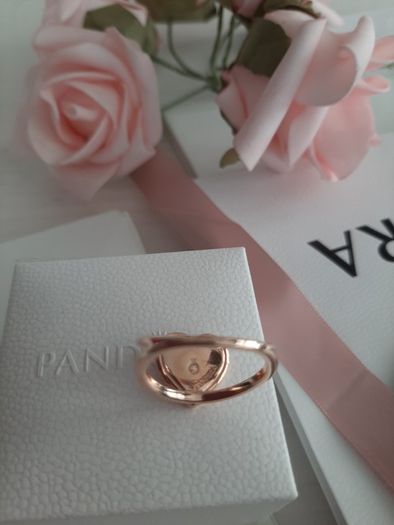 New genuine pandora pink enamel heart ring