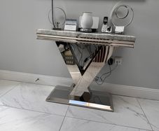 Console table/Sideboard