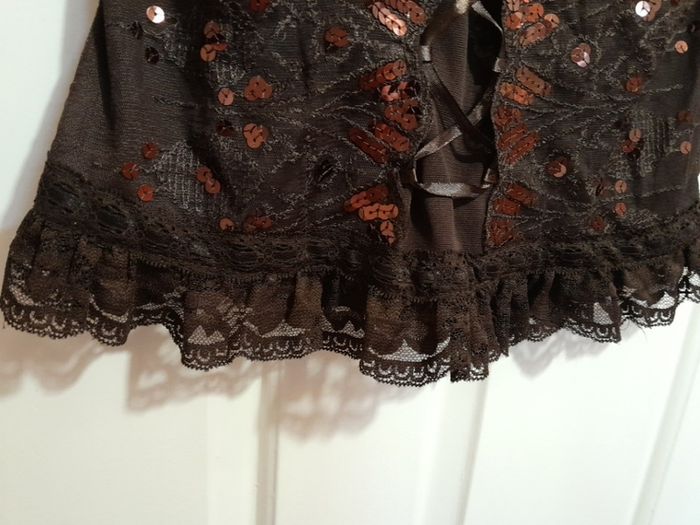 Brown top