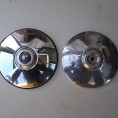 2.Chrome Hubcaps.Renault.