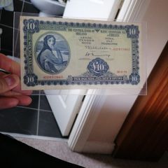 1975 Ireland Ten Pounds Banknote