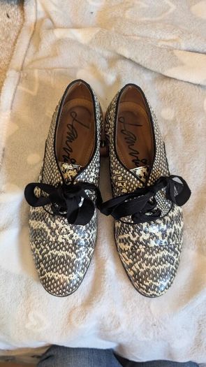 Selection of ladies high heel shoes size 38