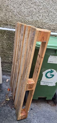 wooden pallet