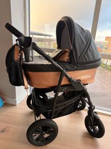 Sonic Pro Verdi stroller carrycot and car seat set 3 in 1