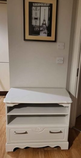 Tv table
