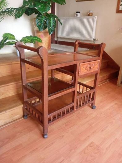 Wooden tea trolley / serving cart